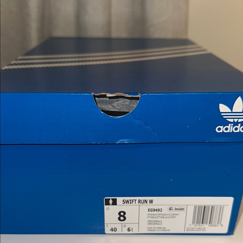 Adidas White Sneakers - Picture 9 of 9
